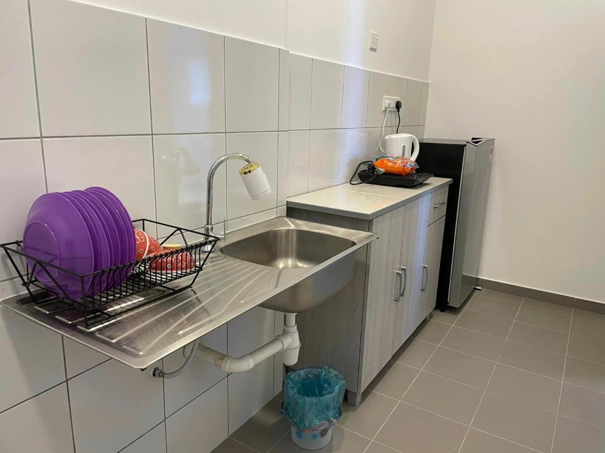 Sandakan Homestay Sea-Forest View Apartment 2R2B 海森雙景公寓 Екстериор снимка