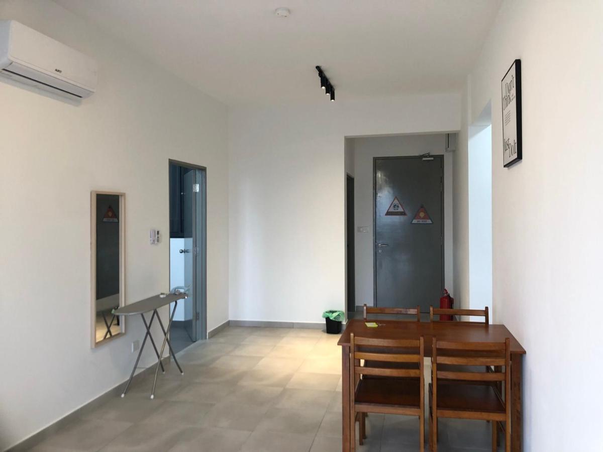 Sandakan Homestay Sea-Forest View Apartment 2R2B 海森雙景公寓 Екстериор снимка
