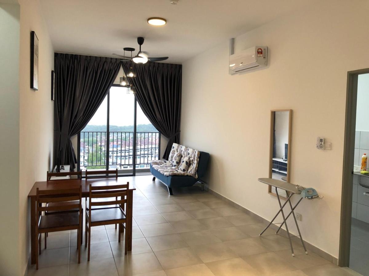 Sandakan Homestay Sea-Forest View Apartment 2R2B 海森雙景公寓 Екстериор снимка