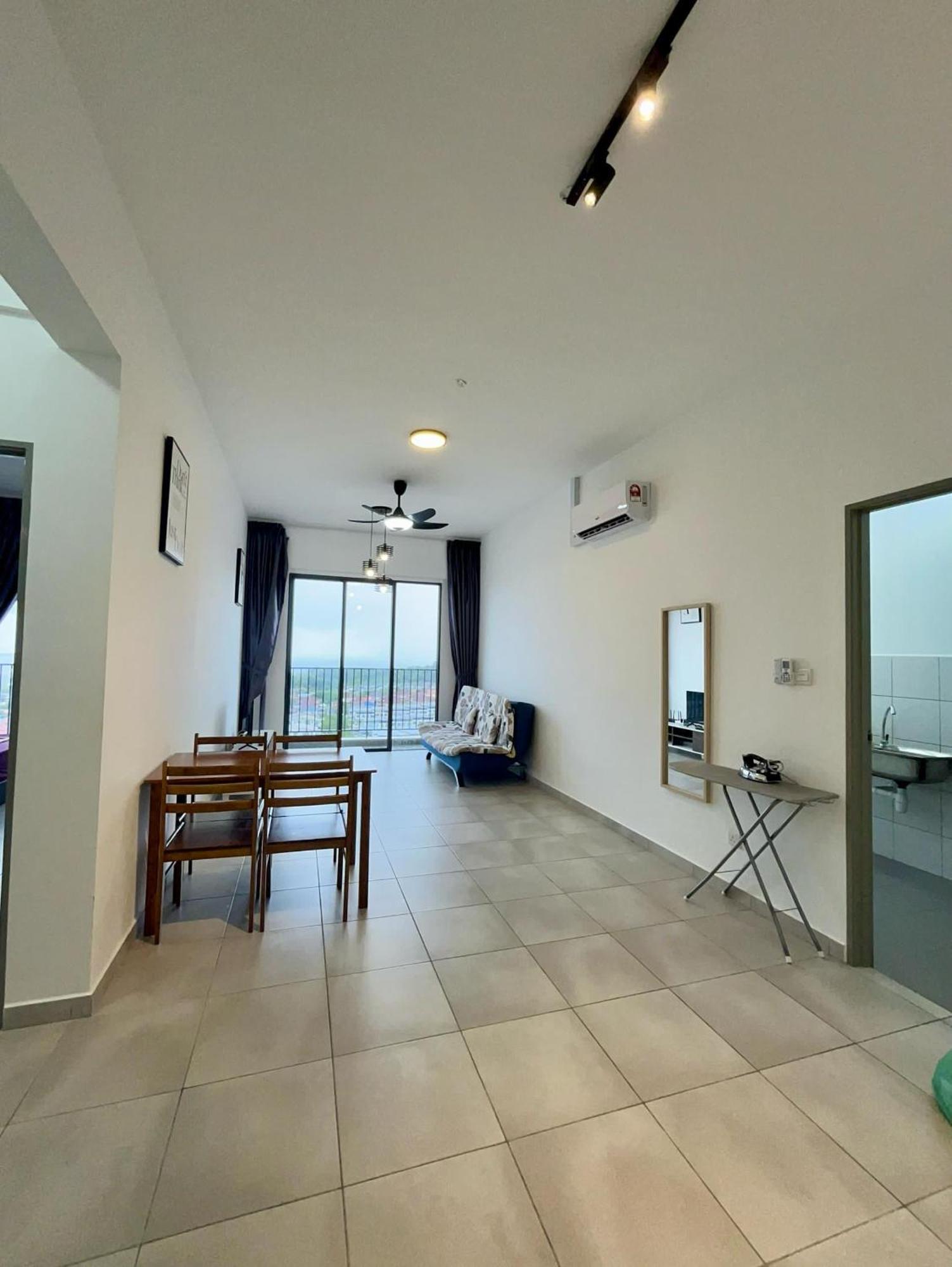 Sandakan Homestay Sea-Forest View Apartment 2R2B 海森雙景公寓 Екстериор снимка